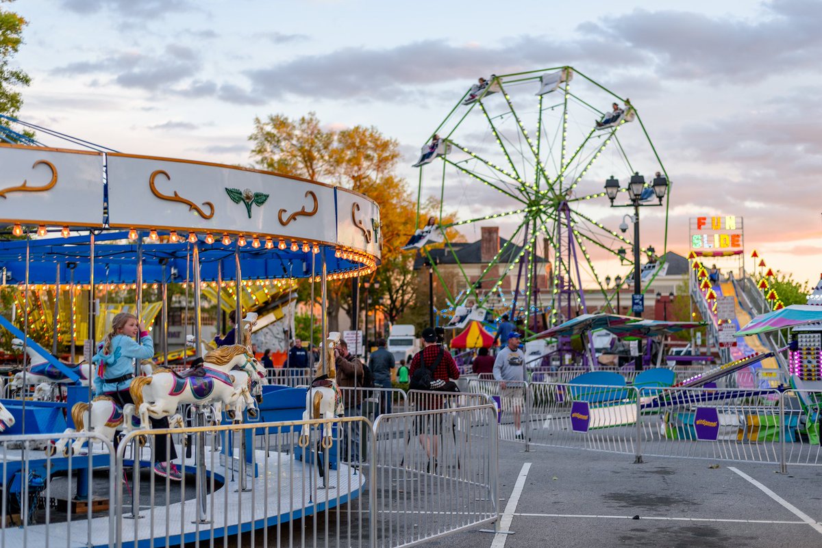 piratefestnc's tweet photo. Alas mateys, we’re sad we won’t be celebrating #PirateFest2020 today but we will be back with even more piratical tomfoolery on April 9-10th, 2021 for #PirateFest2021 ⚔️💛☠️ Mark yer calendars and we’ll see you then!! https://t.co/0TgNa1HqXu