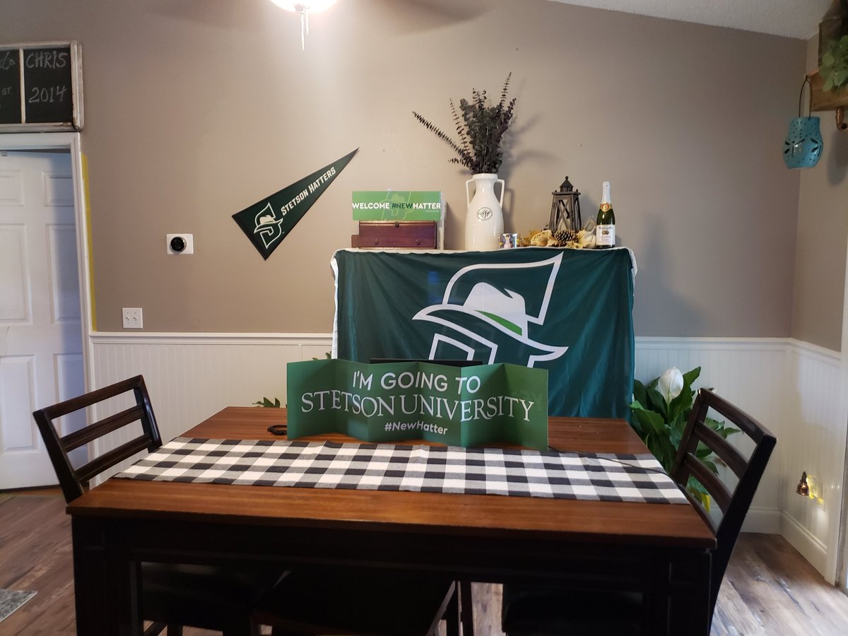 Cahillmomof6's tweet photo. Well it is Hatter Saturday and although this is not how we planned it, we are making the best of it! Congratulations Maddie! We are so proud of you! #NewHatter #FutureHatter #HatterSaturdayVirtualStyle #SecondGeneration #StetsonEd #ProudMomma #WeveGotThis #Quarantine2020 https://t.co/5X0KC7bVo3