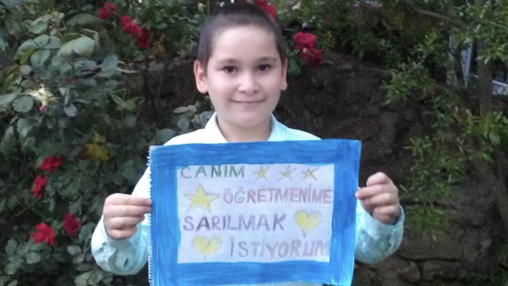 profilo_marina's tweet photo. Onlar okulunu, öğretmenlerini, arkadaşlarını ve derslerini çok özlediler #okulumuözledim @tcmeb @ziyaselcuk @MuglaMem @pervin_tore @bodrumMEM @aslankorkmazmeb @ahmetarasbodrum https://t.co/kKMRVOxHJQ