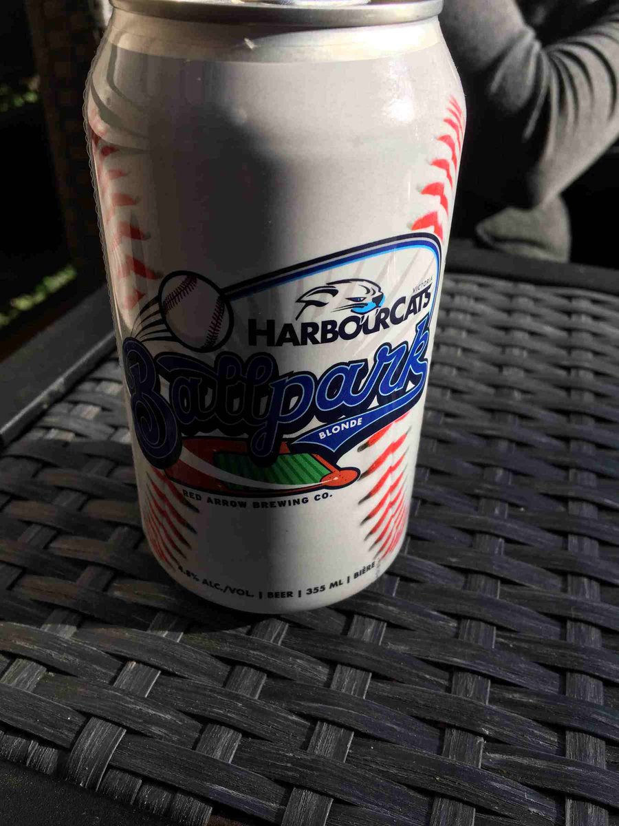 HarbourCats's tweet photo. Saturday -- your pandemic plans? Thanks for the refreshments, #RedArrowBrewing @RedArrowBeer 

Batter up! https://t.co/dF5HUSEq31