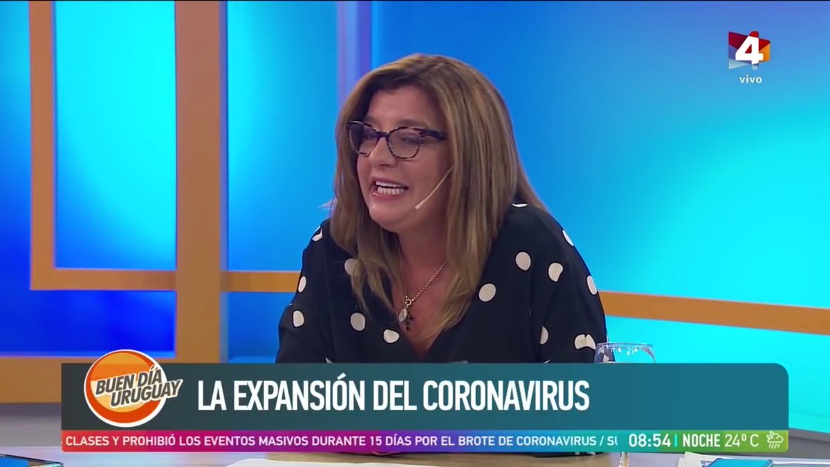 Teleuruguaya's tweet photo. La "doctora de Polémica en el Bar" era columnista de Buen Día Uruguay hasta el mes pasado, cuando el programa cambió y la sacaron.
Ahora explota el rating en Canal 10, jajaja el 4 no pega una. https://t.co/dmPG314qJJ