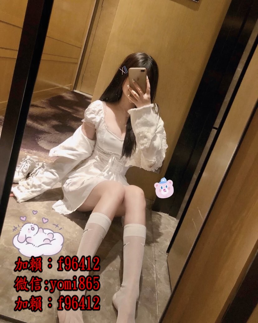 yoki52066's tweet photo. 正妹宣戰 你接受嗎 ？
小腰美乳【#啦啦隊隊長】
👍 海琳 162 C 46 21
纖細柔軟小蠻腰 
搶眼的外貌 很會挑逗客人
 外貌骨感清純 皮膚水嫩
凹凸有緻的身材  小女友一個 
很勾魂喔  床上主動  愛愛很配合    
超適合買多節的  可以玩好多不一樣的姿勢 https://t.co/KbRaIJVFM4
