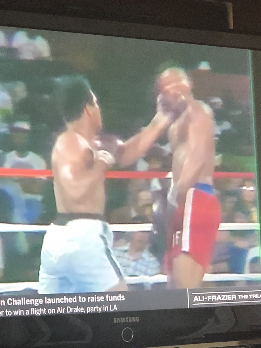 trf1028's tweet photo. Classic Saturday morning television. This was the left before the right. #stinglikeabee https://t.co/XZF7LAqgov