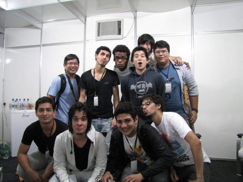fi_felipe's tweet photo. Ainda no clima do #quarenteEMO
Em 2010, festa do rocio. https://t.co/O6OoG7bky1
