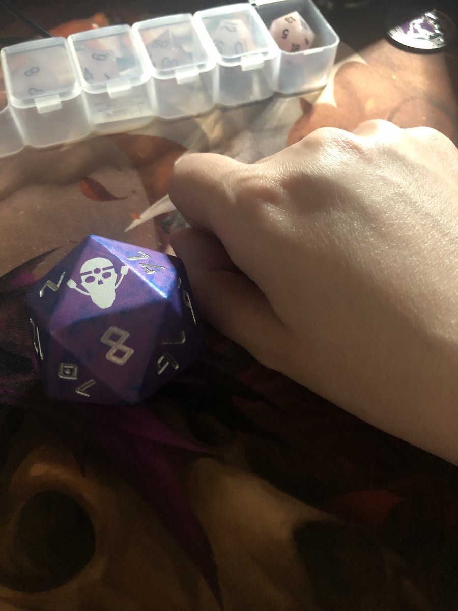 My rogue was rolling pretty poorly with SO many different d20s until I brought out this  @norsefoundry big boi. It was noted by the group that my dice set (in background) from The Countess who I played on  @AdvntrTheyWrote is, in fact, stored in a pill case because she's elderly.