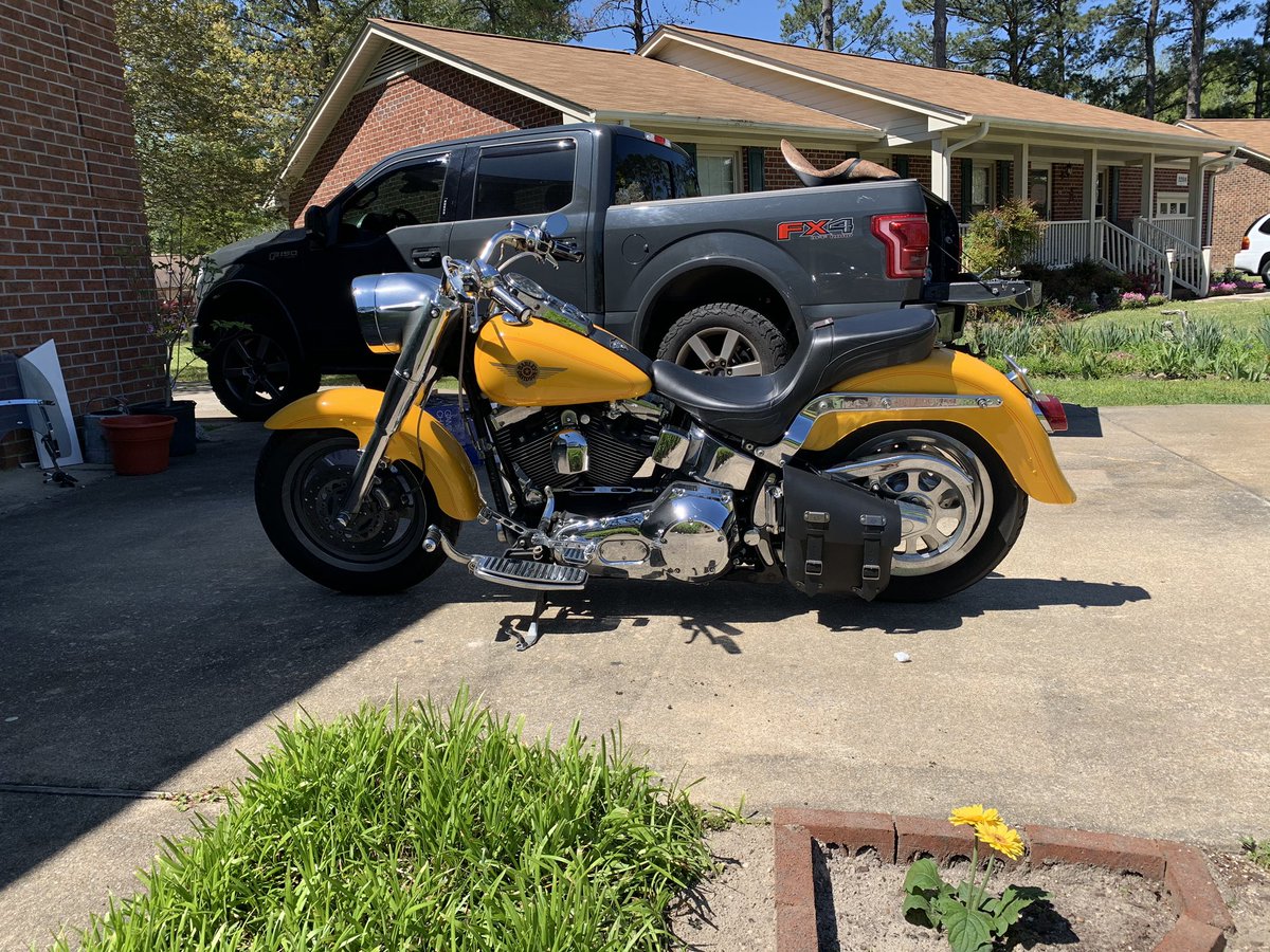 grsims20's tweet photo. @donutmedia @JamesPumphrey Yo I heard you like yellow... https://t.co/smIFSGG0JE