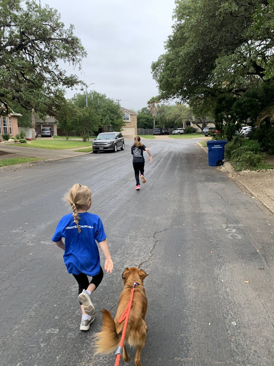 IKEFreshwater's tweet photo. Enjoying the cool weather! #FiestaFunRunFromHome #NEISDPE #TheNEISDway @darynpolanco @happytobeahusky @huebner_pta https://t.co/y90espA66O