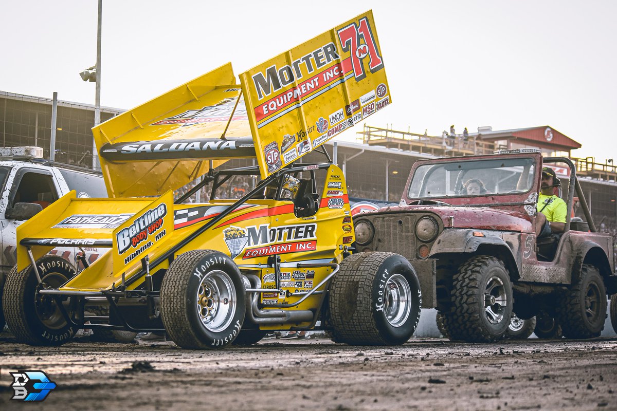 DB3Inc's tweet photo. Photo of the Day is @JoeySaldana in staging during #KingsRoyal weekend at @EldoraSpeedway. (2013) https://t.co/o1YqD0op2i