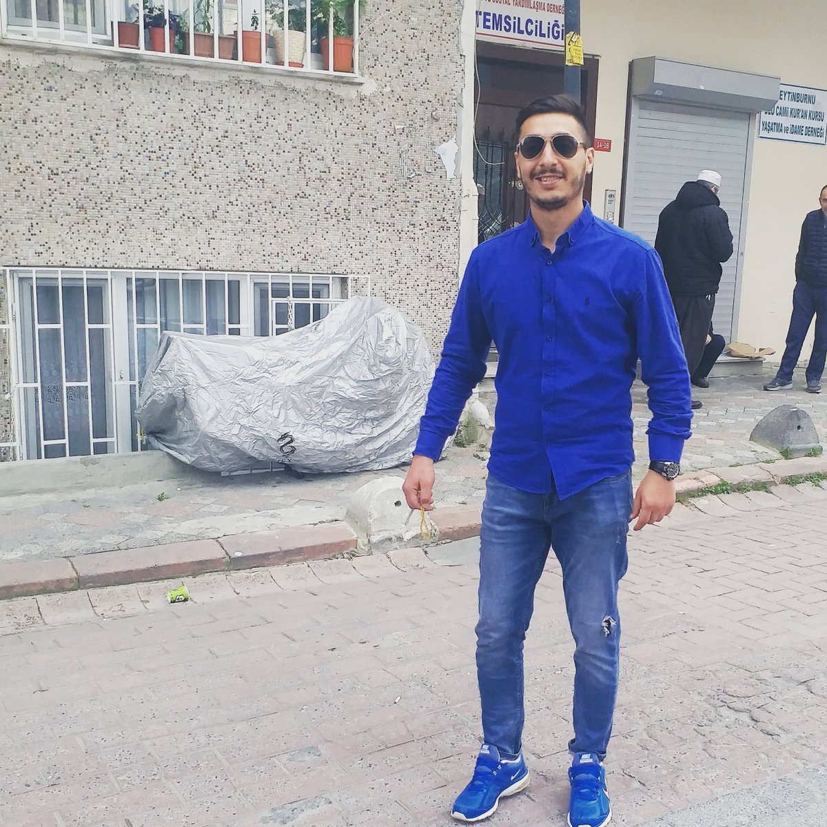 qHeros's tweet photo. Ederi kadar hayat... https://t.co/jvmw4IZDqS