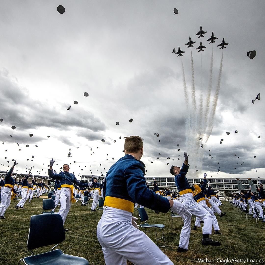 AFThunderbirds's tweet photo. Congratulations to the U.S. Air Force Academy’s (@AF_Academy) Class of 2020! 🎓

Welcome to the ranks of the world’s greatest Air Force! 🇺🇸

#USAFAGrad2020 https://t.co/n9FBk3LpKO