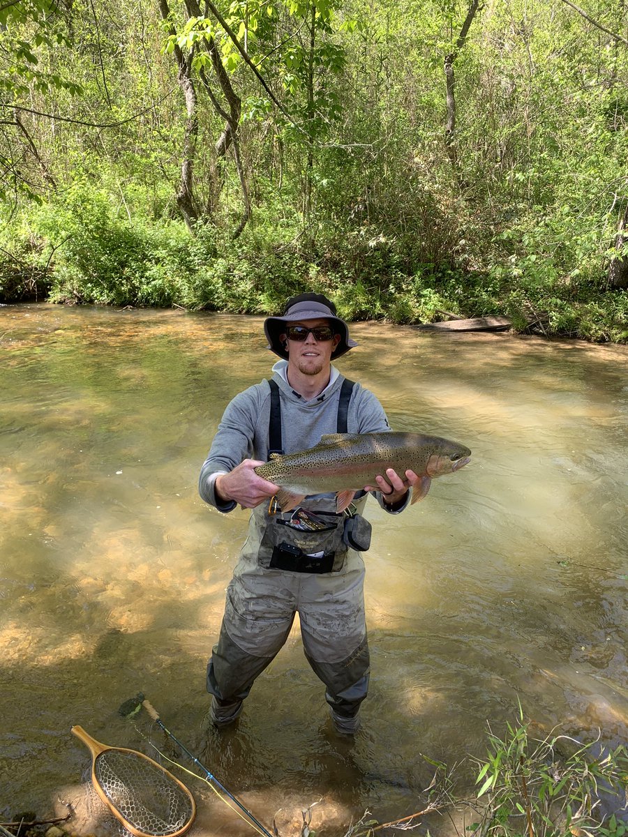 CoachMikeBobo's tweet photo. Big Day catching a few monsters!! @DrewBobo3 @JoeGameCox #Wormturned🐛🐛🐛 https://t.co/SUqPvCnqmC