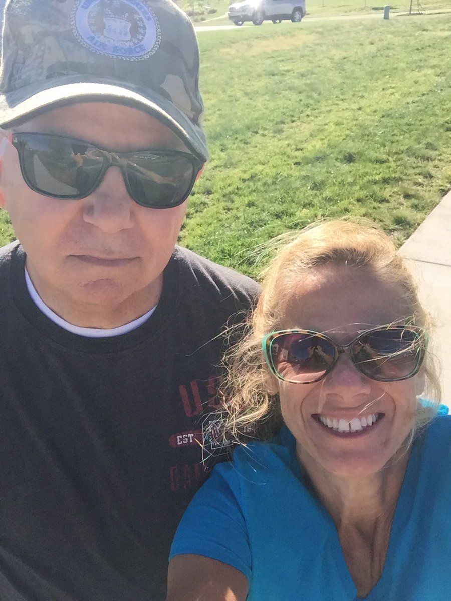 Lisa Smith tweet media