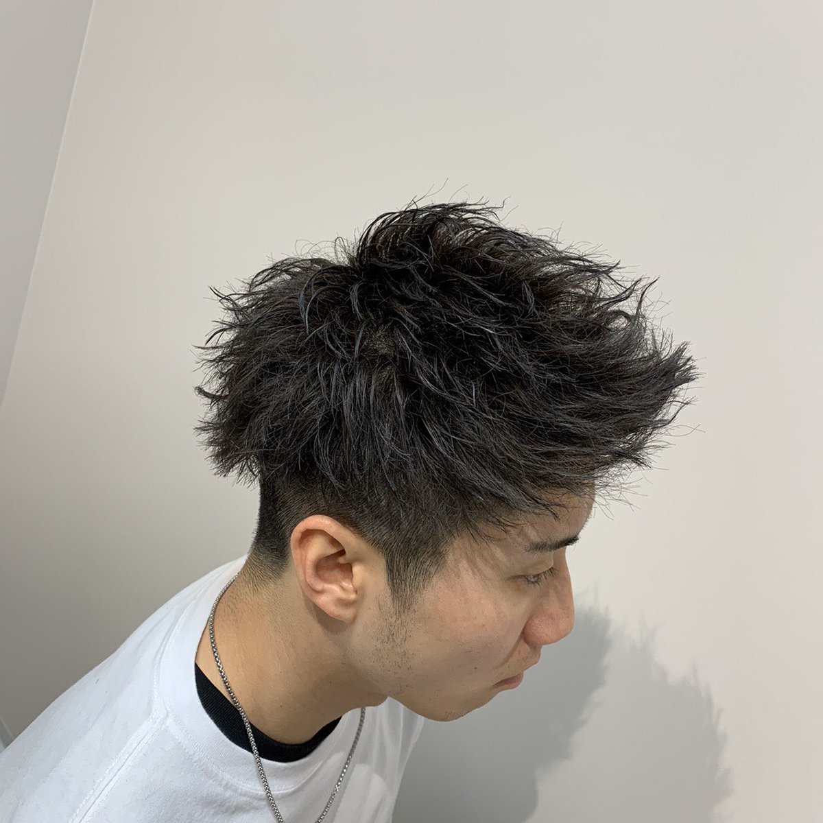 Roost Kamite ソフトツイストパーマ ショートスタイルにも相性バツグンでセットもしやすいのでオススメなパーマです Roost 京都メンズサロン メンズヘア ヘアセット ヘアセット動画 マッシュ マッシュ男子 パーマ カラー メッシュ ツイスト Roost Kamite ソフトツイストパーマ ショートスタイルにも相性バツグンでセットもしやすいのでオススメなパーマです Roost 京都メンズサロン メンズヘア ヘアセット ヘアセット動画 マッシュ マッシュ男子 パーマ カラー メッシュ ツイスト