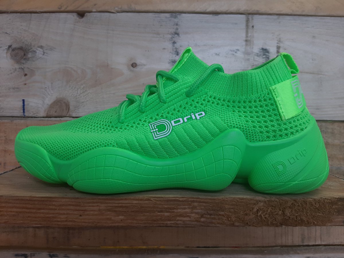 d drip sneakers