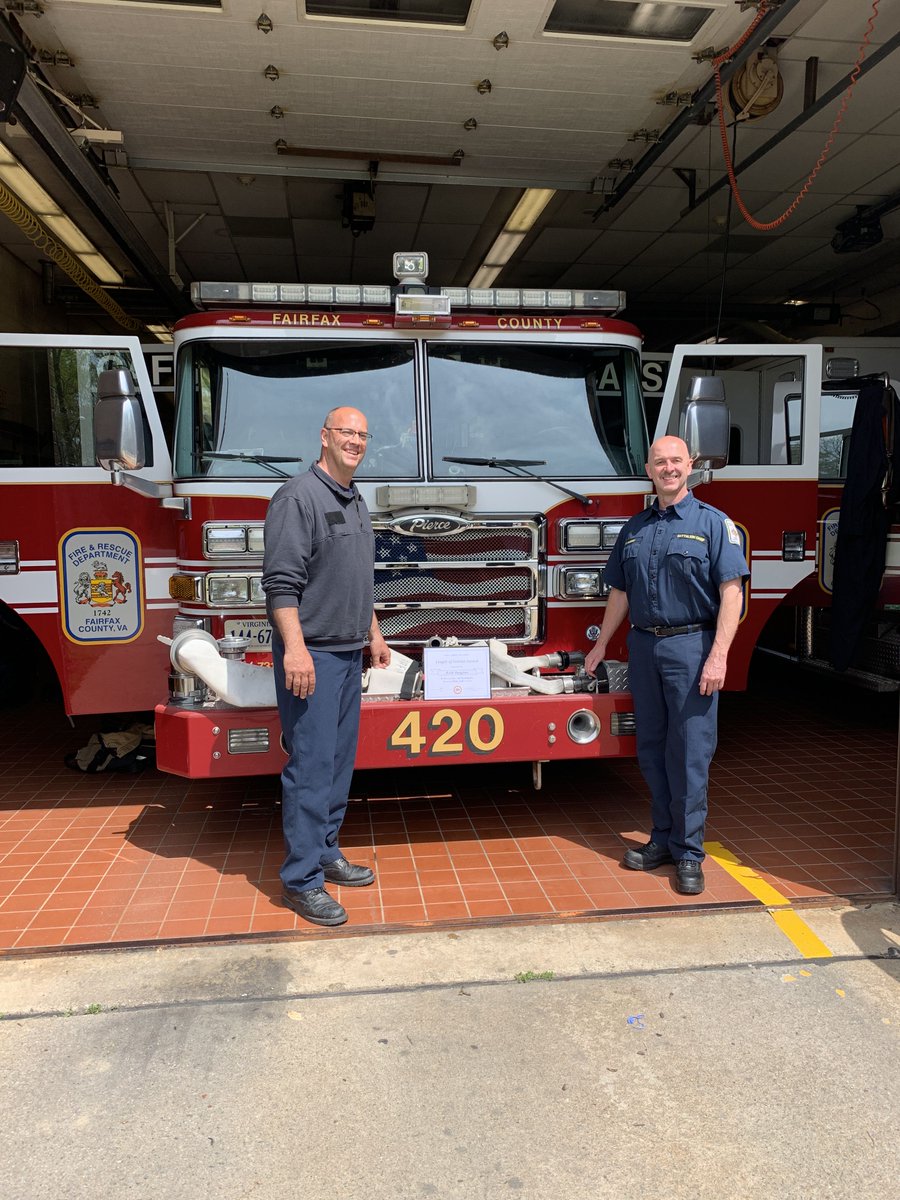 ffxfirerescue's tweet photo. Deputy Chief Warner stopped by Station 20, Gunston, A-Shift to congratulate Firefighter Keith Baughan and present him with a 25 year length of service award. Thanks for your service to the residents of Fairfax County Firefighter Baughan! #FCFRD https://t.co/v49NBajo0a