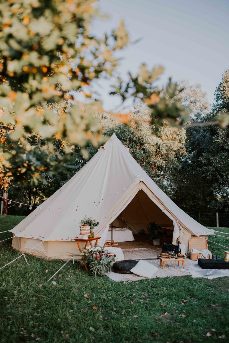 talljohnwedding's tweet photo. Book a beautiful glamping bell tent for our weddings..don't they look gorgeous? .https://t.co/KOKIeoymV9  #countrywedding #weddingplanning #weddingreception #weddingceremony #midweekwedding #engagement https://t.co/DyAr6DYpeh