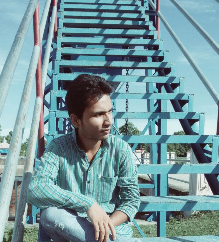 saudarslan97's tweet image. गर डूबना ही अपना मुक़द्दर है तो सुनो 
डूबेंगे हम ज़रूर मगर नाख़ुदा के साथ 

#December2016 😎