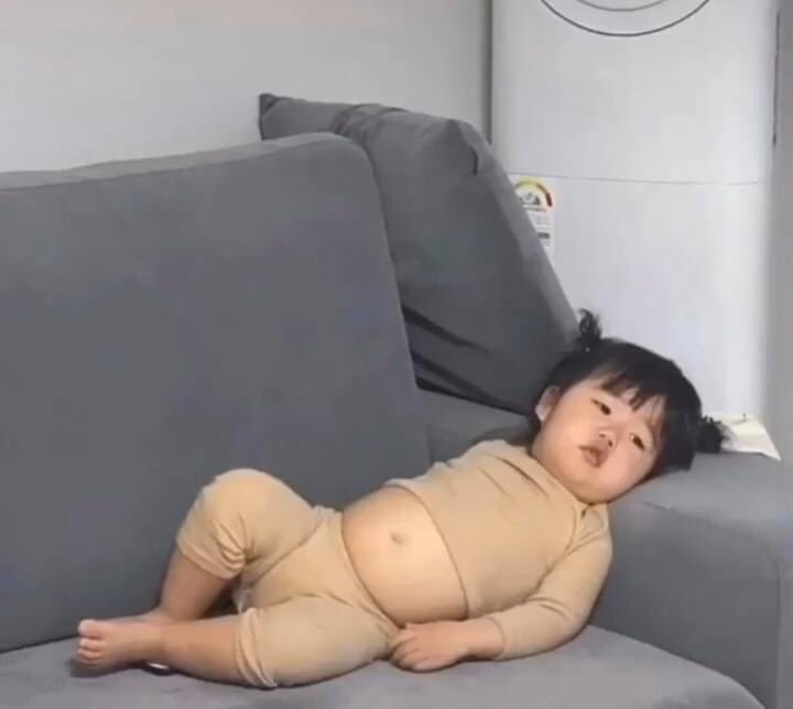 tufairies's tweet image. While working at home