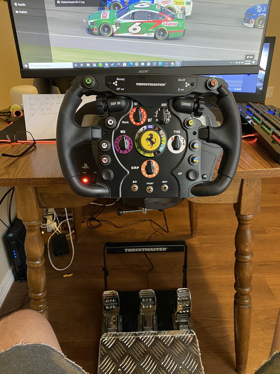 SubParSimRacing's tweet image. Loading up for the 12 o’clock MX5 Global race!