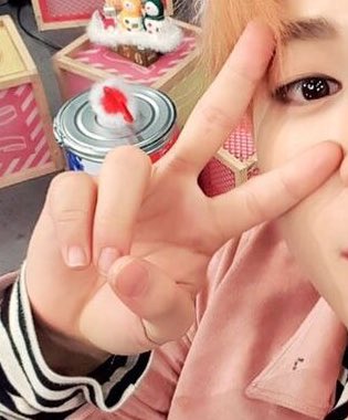 ✌️