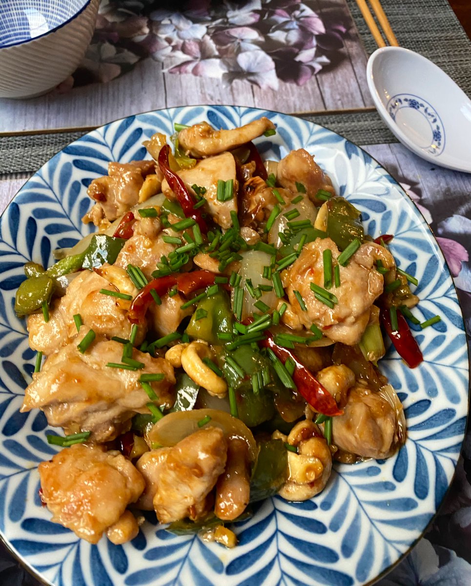 SparklyJuliette's tweet image. Made a bit of a feast tonight! Thai style aubergine, Szechuan chicken and my version of egg fried rice. #cooking #tryingtohavefun #foodobsessed
