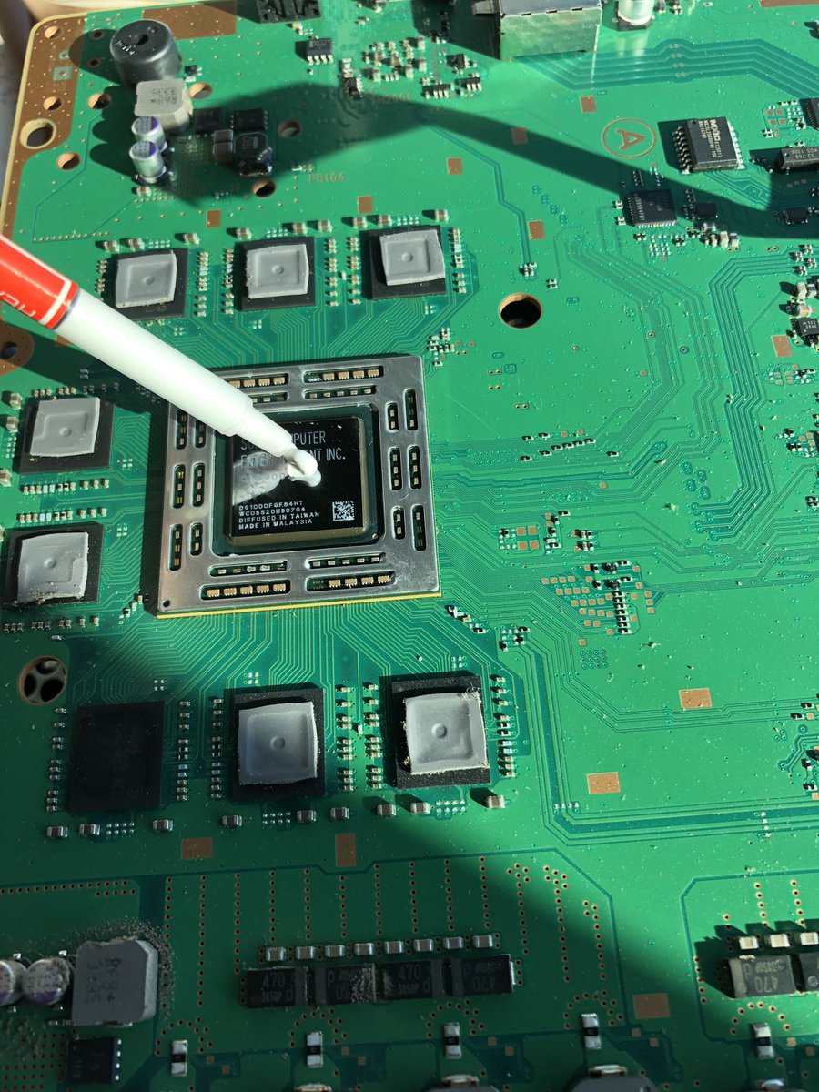 techtimefly's tweet image. good day to fix the OG model of the #ps4 . Fan has been sounding like a jet engine. #systemrepair #playstation