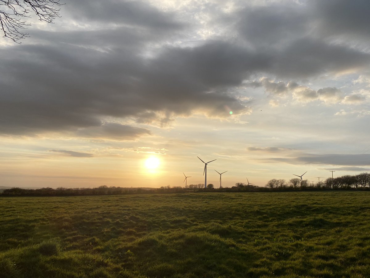 deb76566985's tweet photo. Finding new ways to spend sat nights #familybingo #countrywalks #PeacefulLiving https://t.co/gaRNCKXge8