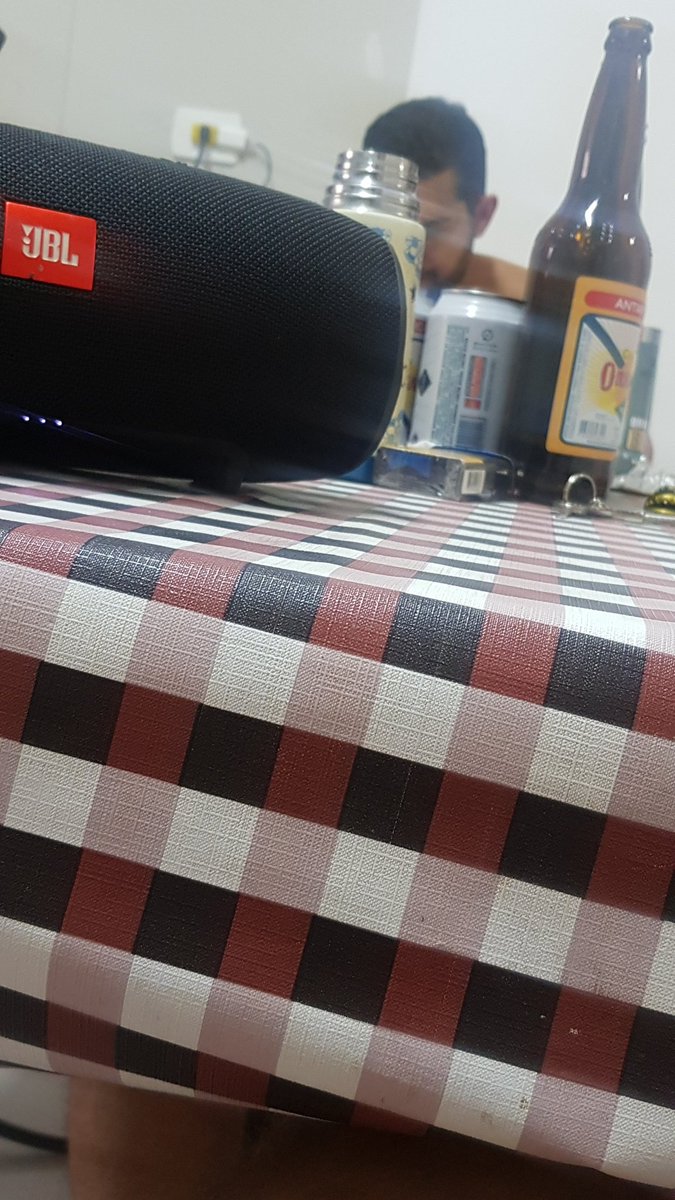 Ruanduelis's tweet photo. Tenho que parar de beber, Mds!! Só que nonnn haha https://t.co/iKdTqW58gU