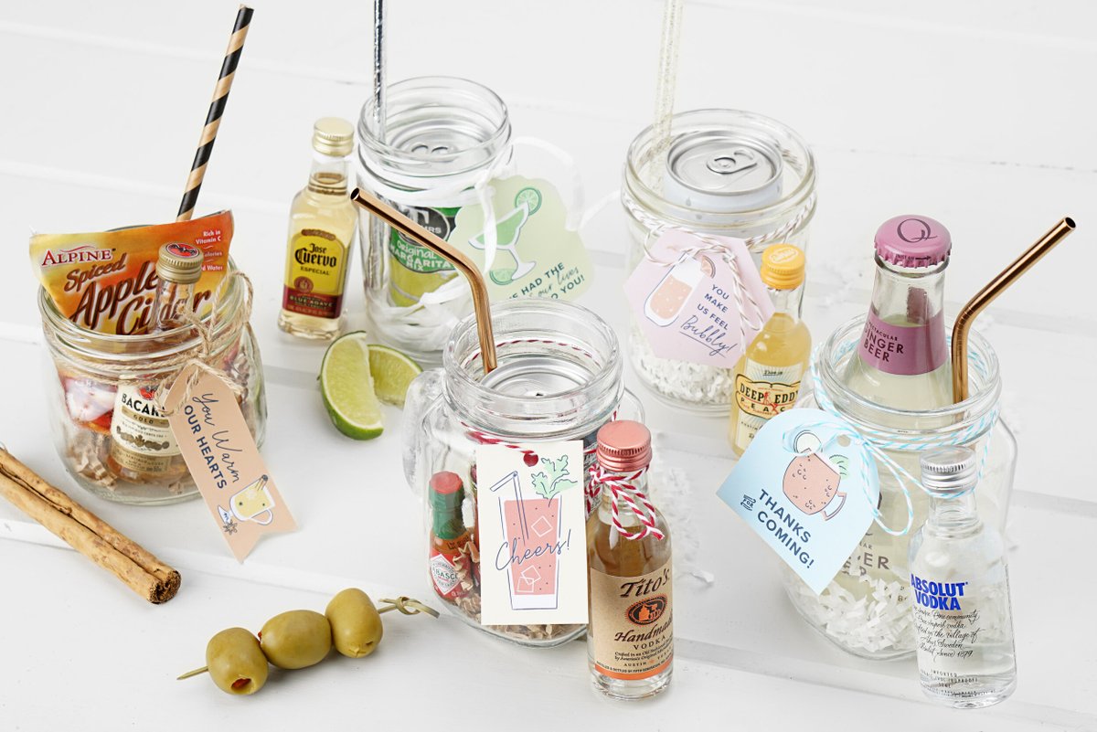 gotyourbash's tweet image. Looking for a DIY to kill some time and also something to handout at your bachelorette! Don't worry, we've got you covered! Head over to our blog to see exactly what you need to put these adorable DIY cocktails together!