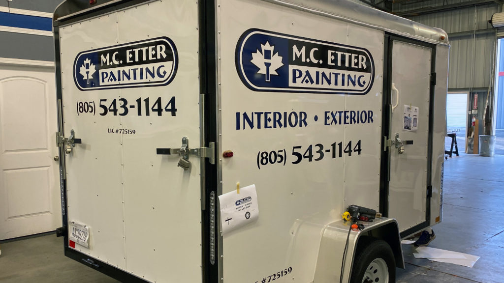 linsonsigns's tweet image. Small Trailer Vinyl Lettering - bit.ly/3ewJ6o1 - #vinyllettering #trailerlettering