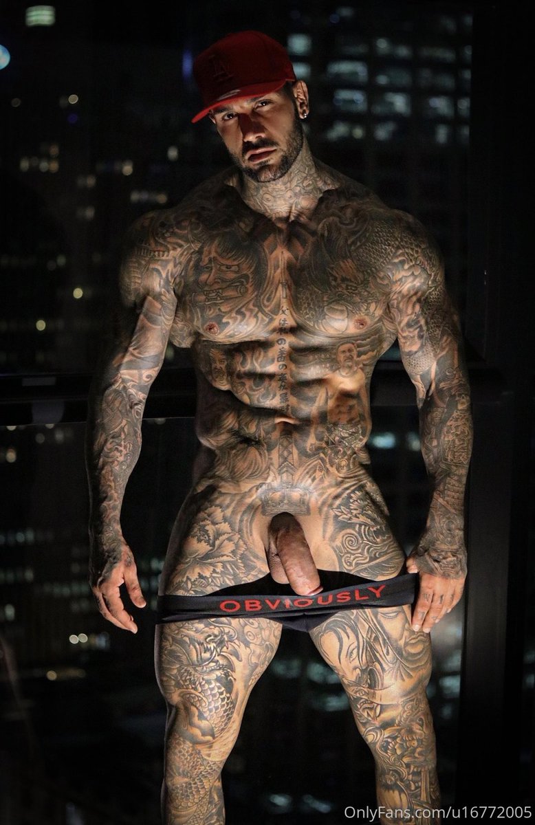 SebastiRMya's tweet photo. OMG #tattoo #gayboy #dick https://t.co/5Mz9XNCGax