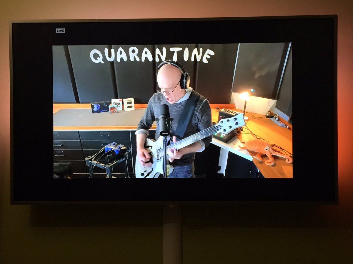 Ania_Szubert's tweet photo. Quarantine with @dvntownsend  and my hubby @michallotocki! That’s what I needed😁 https://t.co/RbU3Ky5vMp