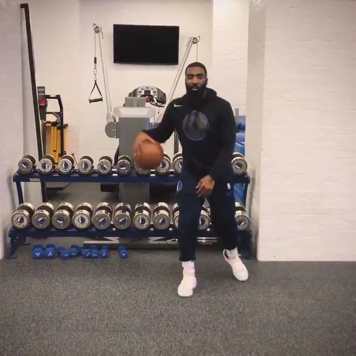 Happy birthday, God Shammgod!

Let him teach you The Shammgod ( : 