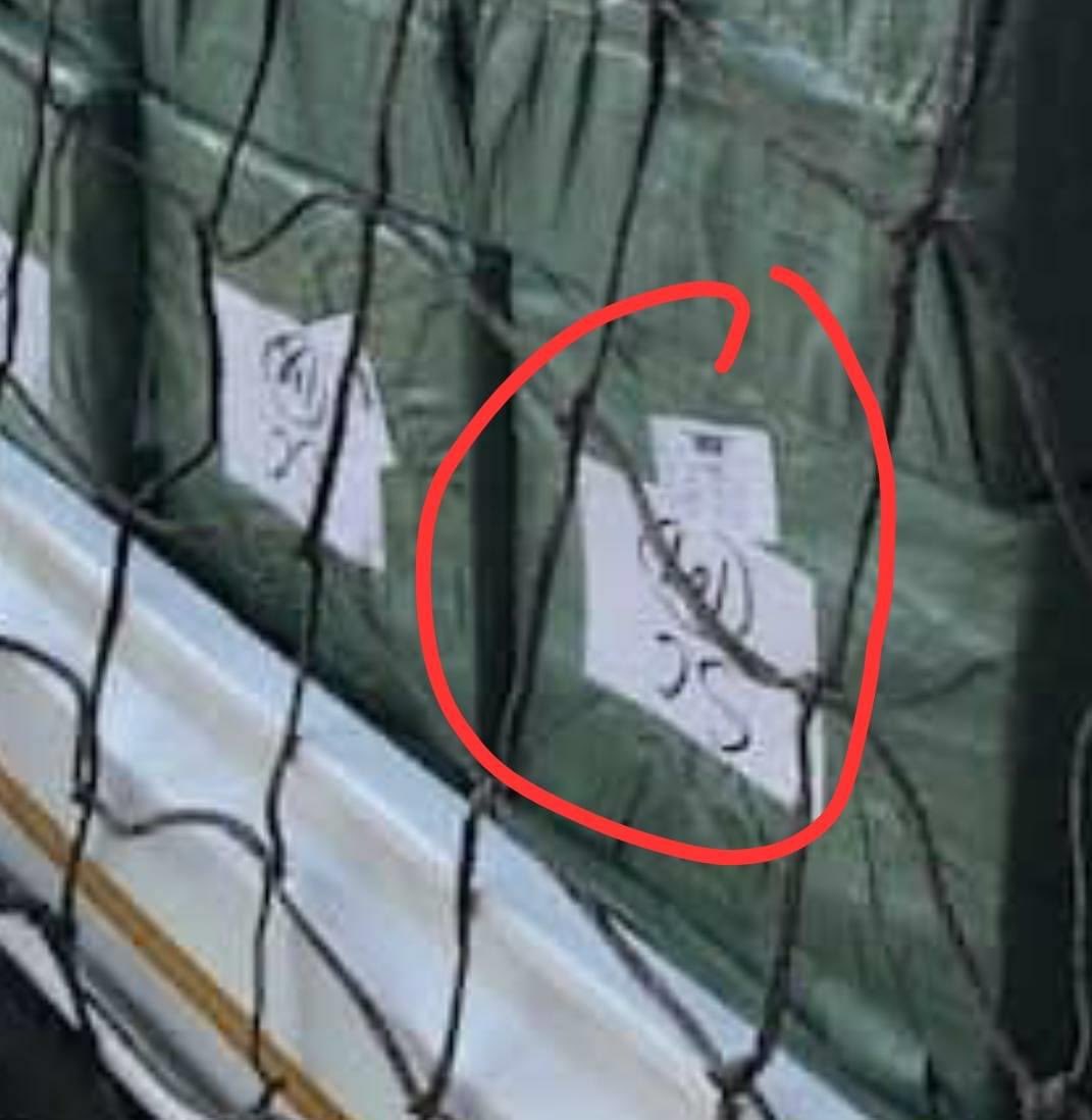 Abramjee's tweet photo. Truck carrying 240 000 face masks hijacked in Boksburg, 
Truck was found hours later in Tembisa, with the load missing. Contact Warrent Officer Thumelo on 084 699 8740 with info. @SAPoliceService @gpgSocDev @GautengHealth https://t.co/5xQHrmdVSs