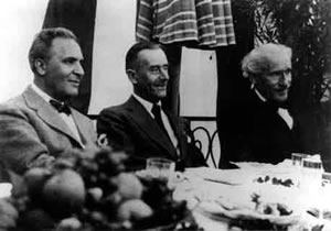 Which conductor wins the Pastoral wars?
slippedisc.com/2020/04/which-…