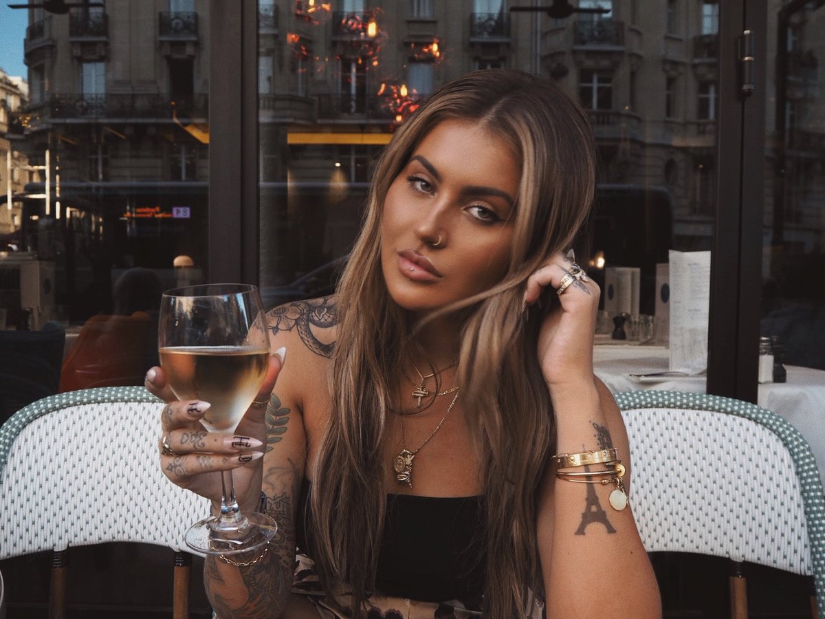 jamiegenevieve's tweet photo. Spent today day dreaming of Paris https://t.co/rEVKKUFGWy