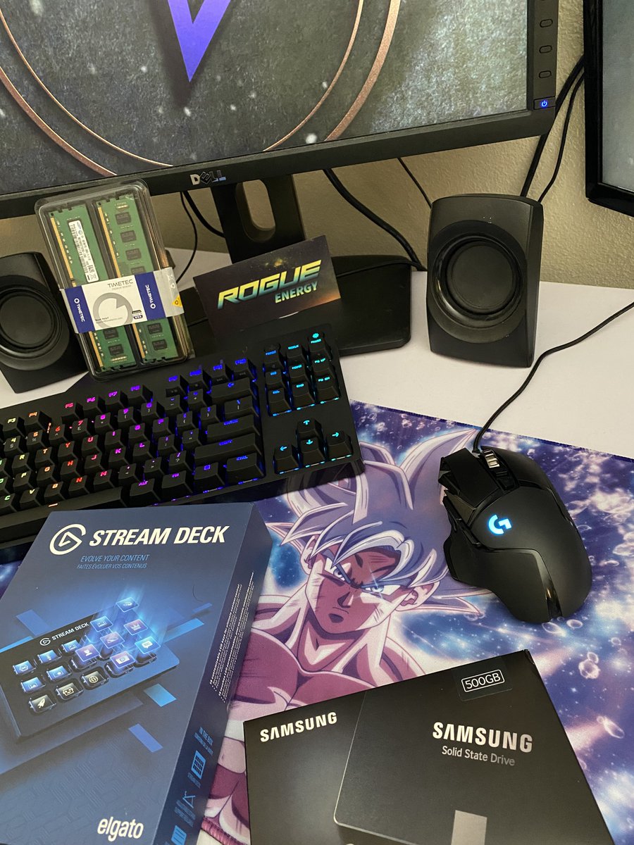 ThaiGuy86's tweet photo. 16MB #timetec Ram, 500Gb @samsung Solid State Drive, @LogitechG G502Hero Mouse, Logictech 920G Keyboard and @elgatogaming 15 key Stream Deck! Thank you all for the support and patience. Because of you the #Thaiguyfam will provide Entertaining Quality Content! #BeAvid https://t.co/0Uj6VqfjVa