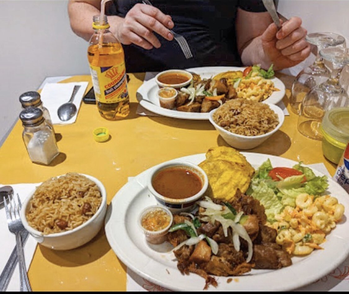 five_aka's tweet photo. @bob_thereal1 Haitien food 🥘😋😋😋😋😋😋 https://t.co/HyfipHwDzL