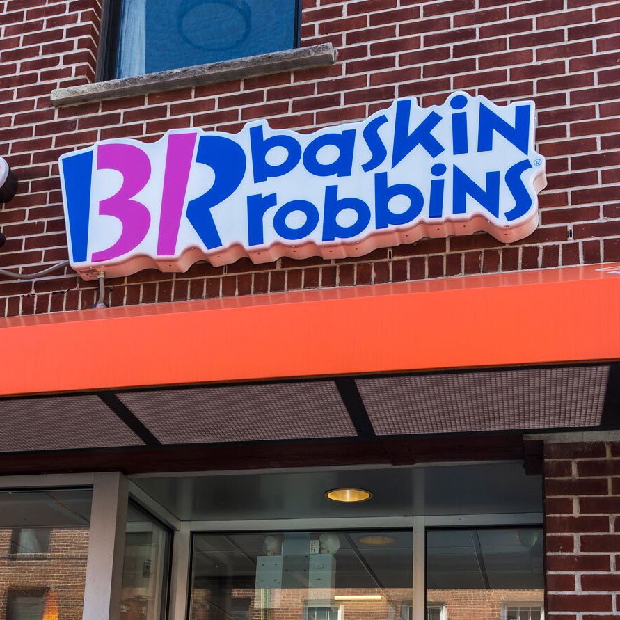 First time in my life I realized Baskin Robbins’ logo has a 31 in it. For context, I used to work at a Baskin Robbins.