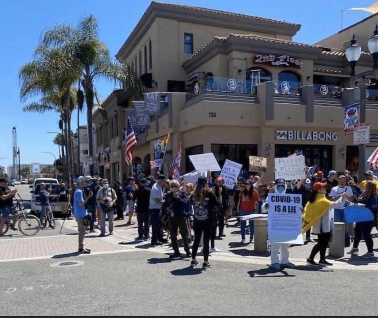 Amanda SchieveCrawford on Twitter "Protesting the NV stay at home