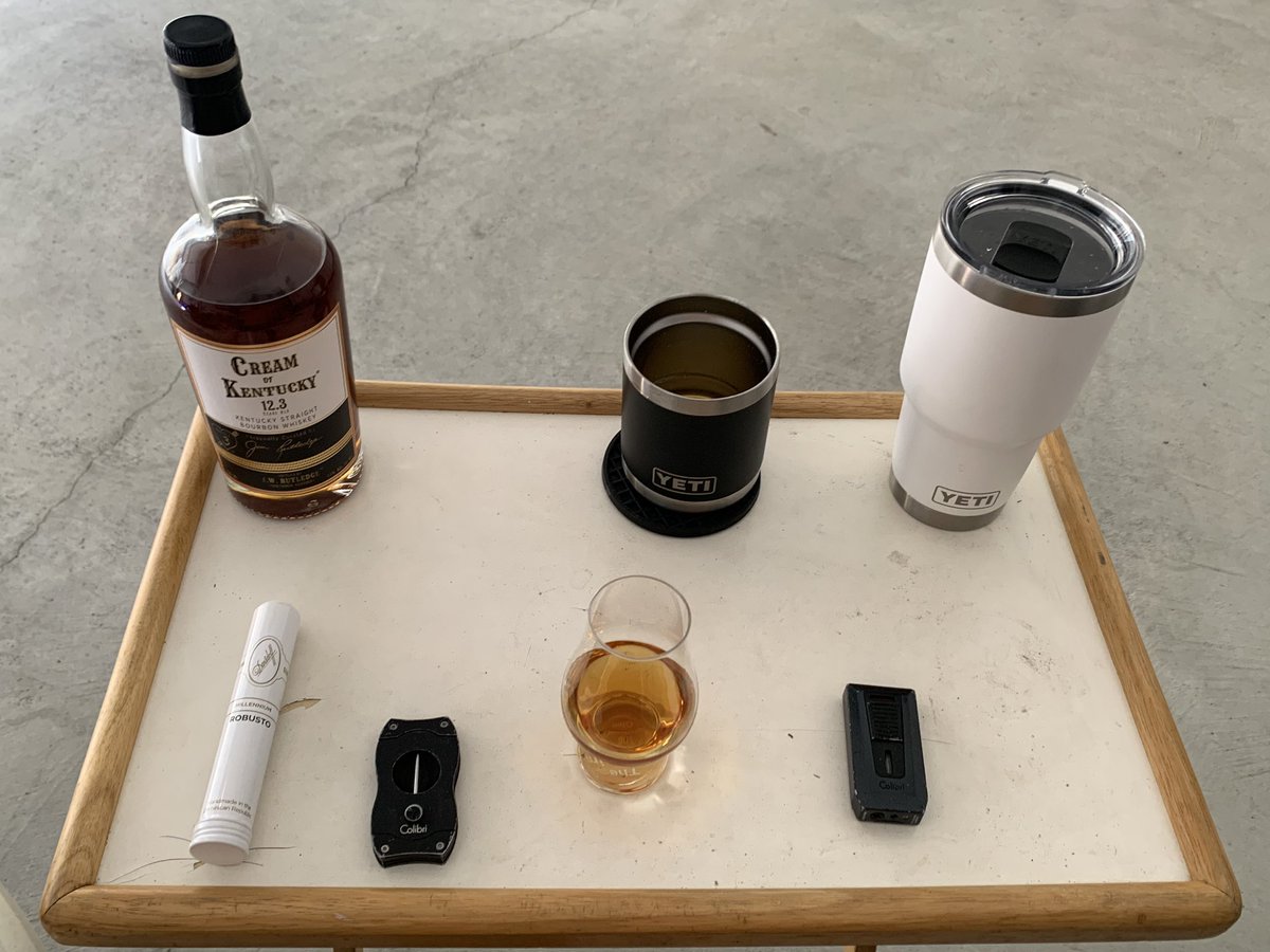 Lindsay_1776's tweet photo. .@Investnoir getting ready for #herfsociety Saturday situation! #virtualherf https://t.co/Vek7FkB8OE
