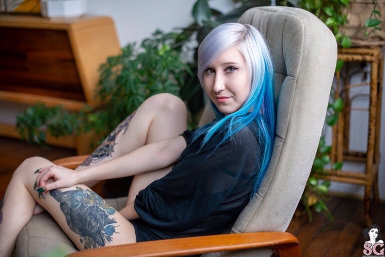 BansheeQueenCos's tweet photo. Today is the day! My @SuicideGirls set comes out in 4 hours 🌿 Will you check it out?? 🥺
https://t.co/U7bvbdTJfE
#suicidegirls #sghopeful #hopefulsg #sgset #hopefulset https://t.co/0XIWHAEzRe