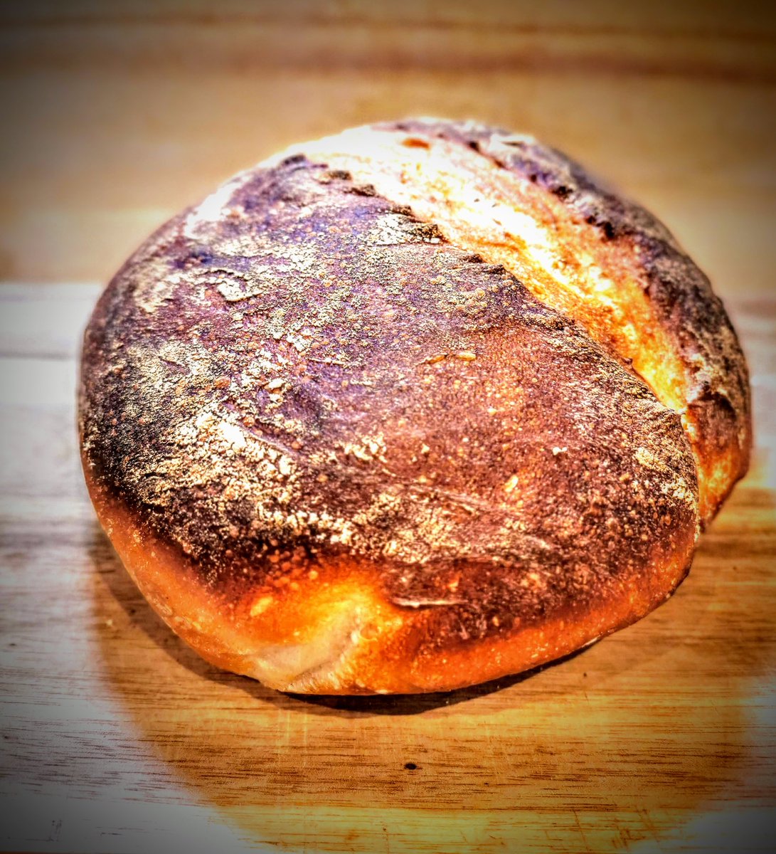 gavinbrownemail's tweet photo. This weekends baking @TUCOltd @tucochair @your_lsp @CMUCatering @MikeHaslin from my first ever sourdough starter (only 7 days old) to my first ever sourdough bread...... https://t.co/5y0tSQGB5x