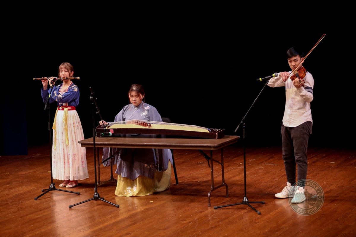 The Red Cedar Log tweet media