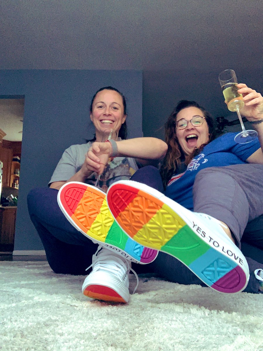 jaylynne1014's tweet photo. #BuschWeddingGift #Sweepstakes cancelling our destination wedding in DR won’t stop us from celebrating safely at home!! #StayHome #ilovebeer #loveislove https://t.co/i4bCObbelO
