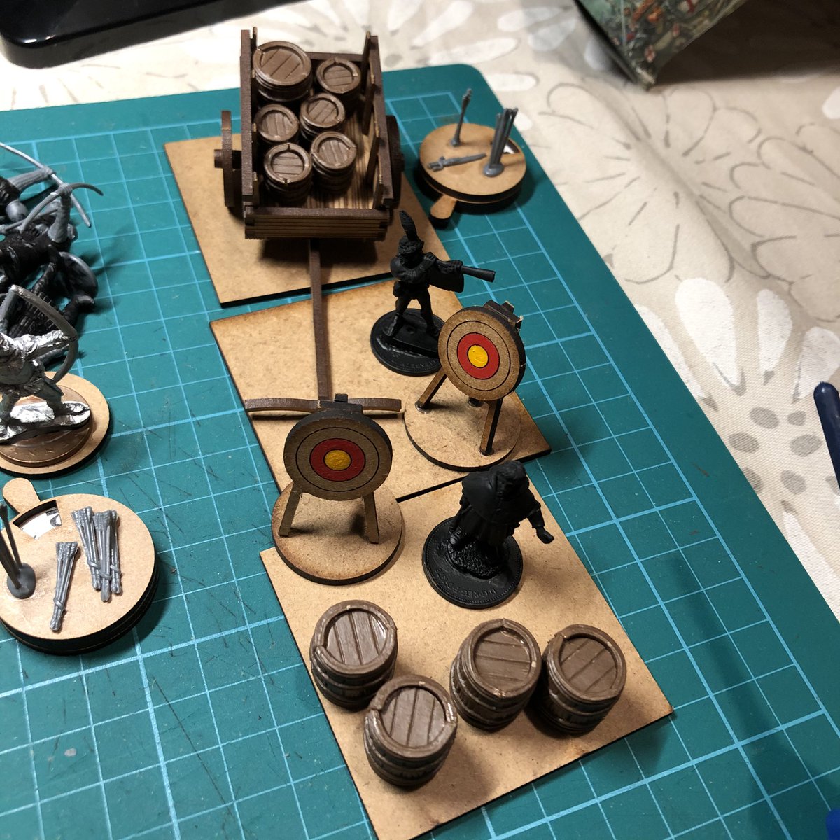Lastly, each command can get a ‘camp’ base to improve its tenacity. Here I’m using a munch of random medieval characters, a wagon, plus some plastic barrels. Also some archery practice targets.