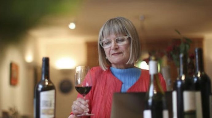 RegionCanberra's tweet photo. South West Slopes winemakers are stepping up in the face of adversity https://t.co/qLtGOOl3tZ https://t.co/n52w4rC7Ma