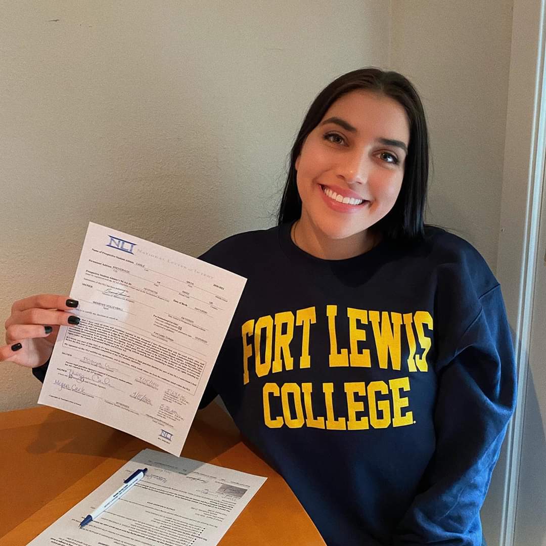 After much success at FRC💍🏆-
Maya Carle has signed with Fort Lewis College to continue her volleyball and academic career!! Congrats @mayacarle ! You make your Lady Lynx 🏀 family so proud!

#jucoproduct #DimondAlum 

**Picture from @mcarle907