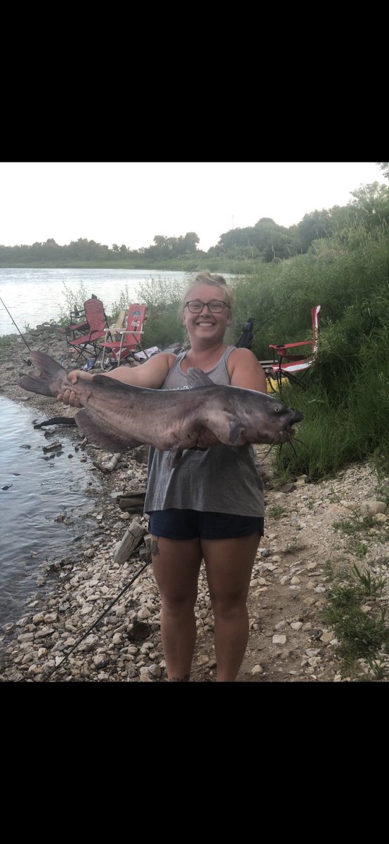 MissParrington's tweet photo. I officially miss my little brother and really big fish 😢.  I can’t wait to be back catching catty whomps on the river 🐳.   #ivebeenworkingoutallyearjusttoholditup https://t.co/RYaIkH3yNk