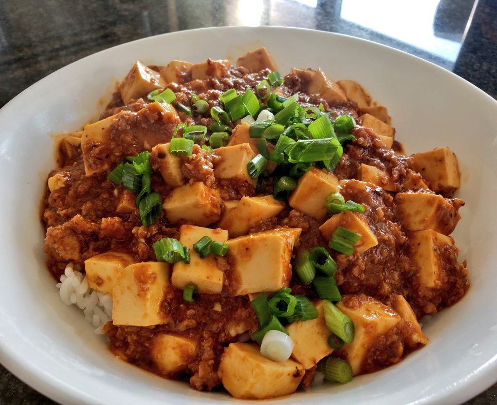 tylerblack32's tweet photo. One of my favourite dishes in the whole entire world. #Mapodofu (#麻婆豆腐) .. spicy pork and tofu. Simple, yet the spices can be so different. Amazing.
Get ye some! https://t.co/mY1t0CMbqb